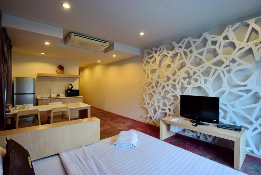 Franjipani Resort HHQ Exterior foto