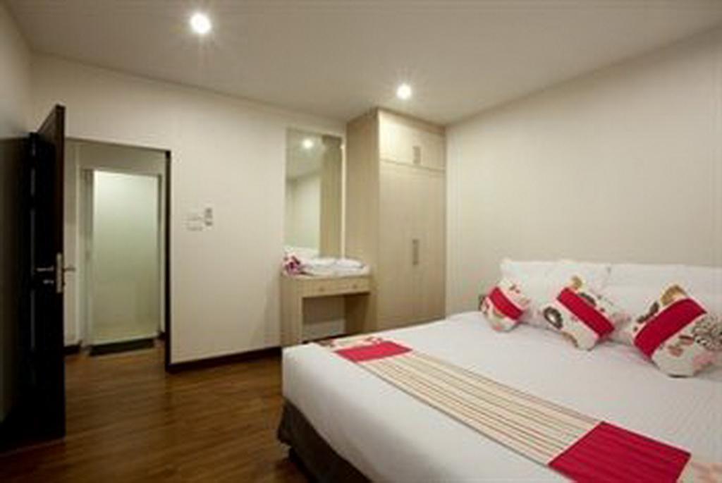 Franjipani Resort HHQ Exterior foto