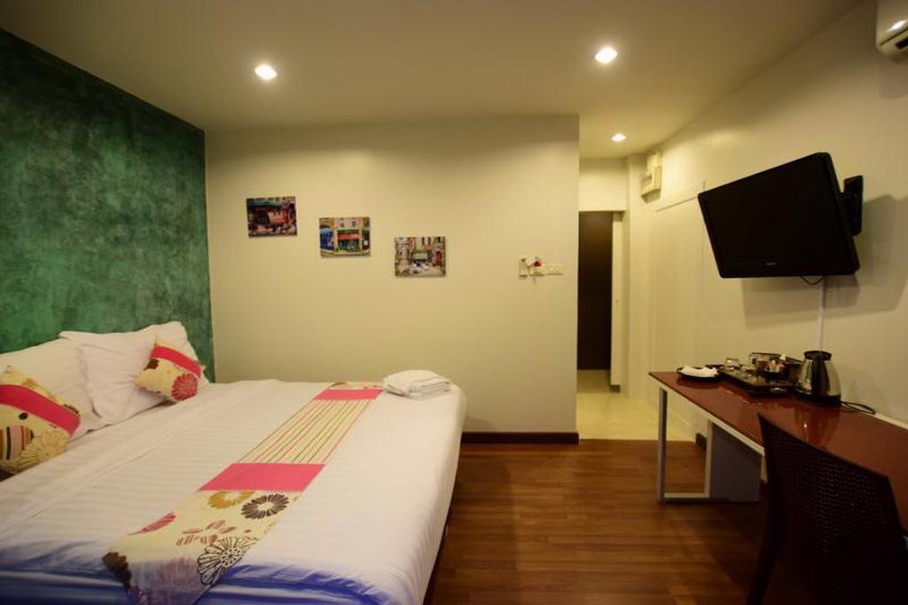 Franjipani Resort HHQ Exterior foto